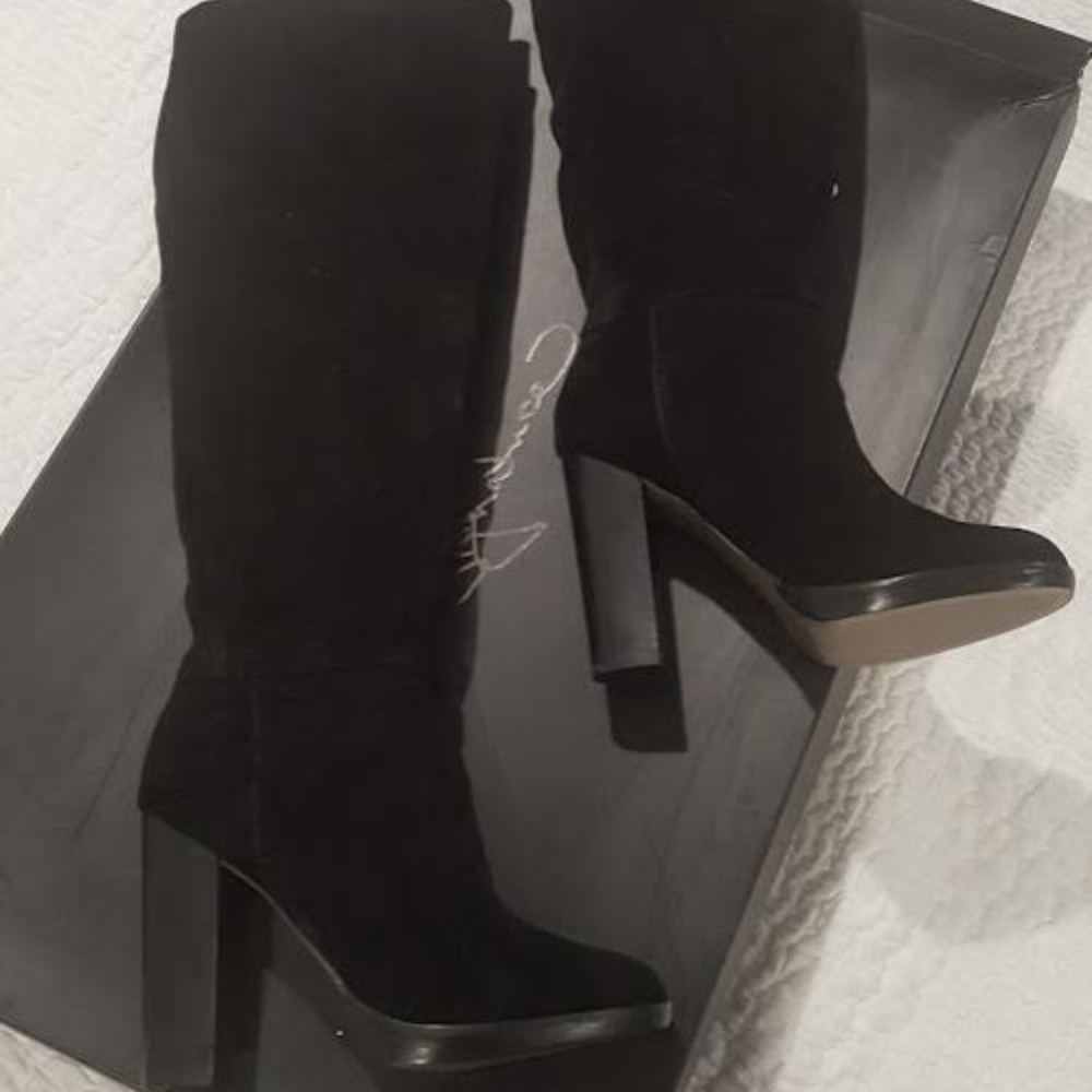 NWOT Report Signature Stacked Suede Boot Size 6 - Picture 10 of 11